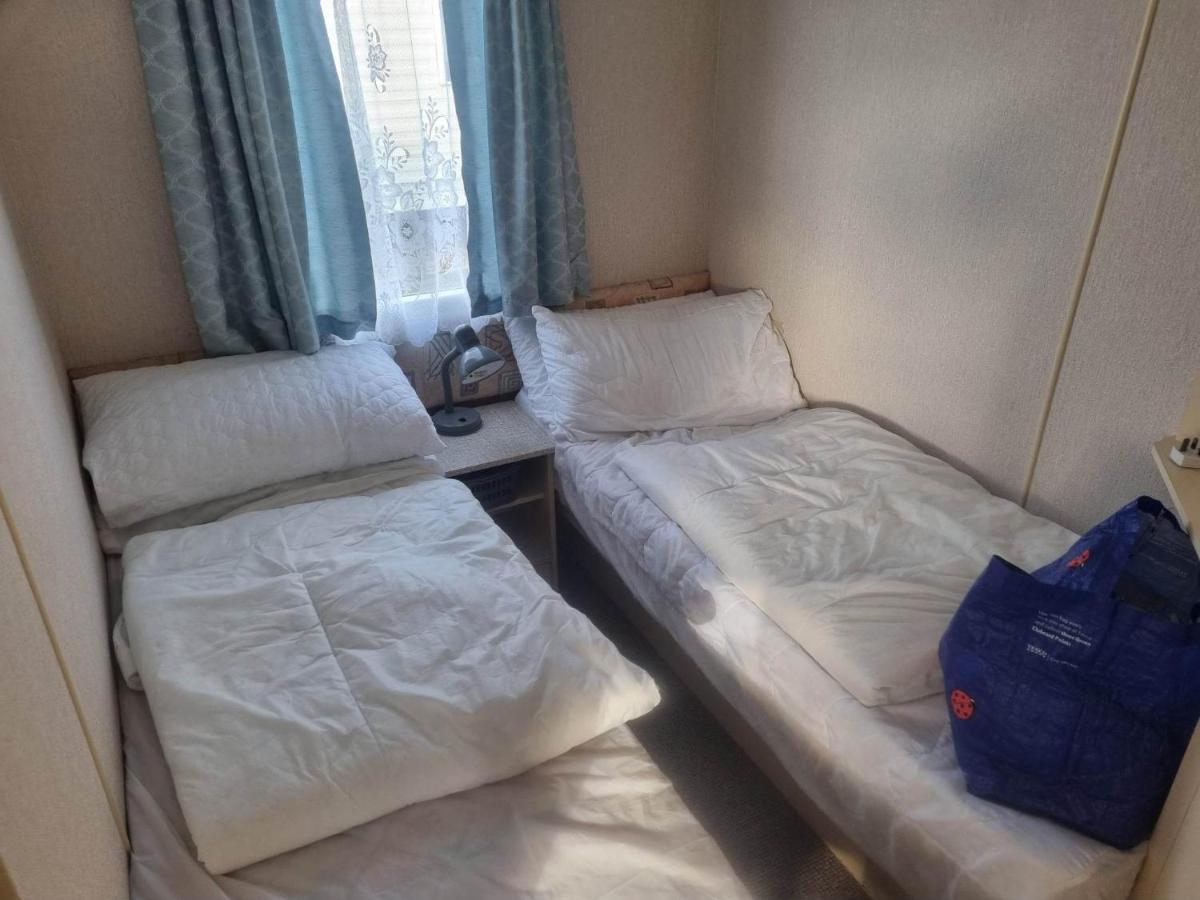 Tm8 6 Berth 2 Bedroom Caravan P Chapel Saint Leonards Bagian luar foto